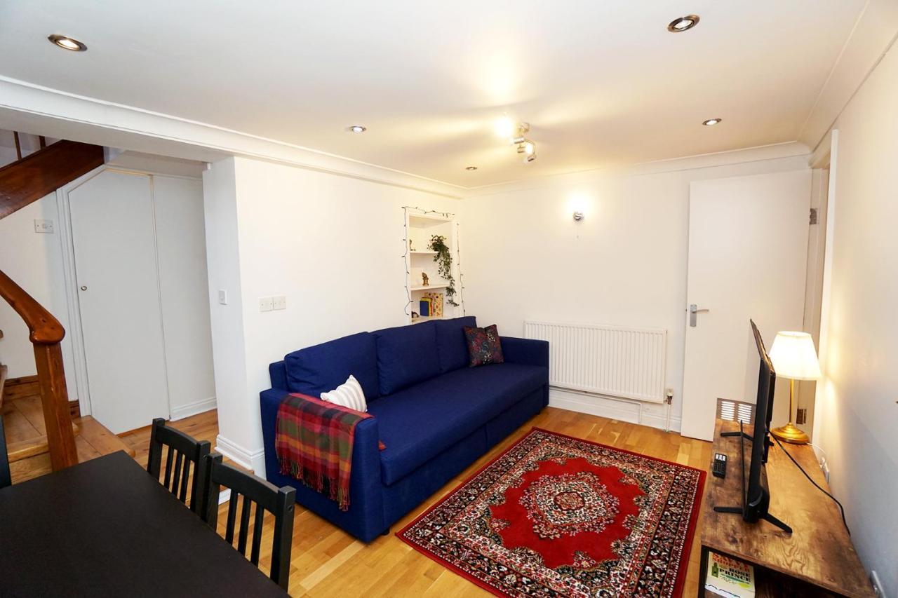 Cozy Retreat By Aresti Hotels Londra Dış mekan fotoğraf